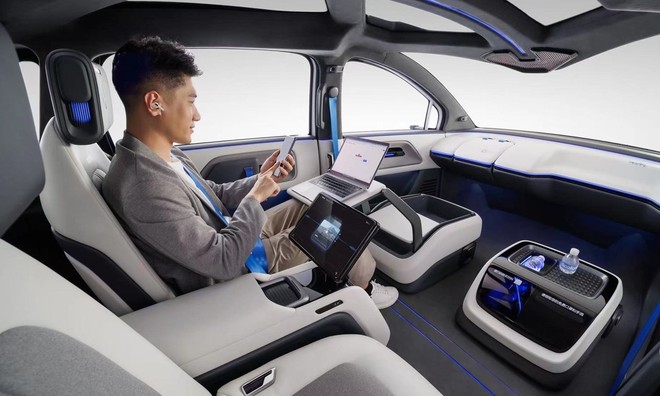 Trung Quốc ra mắt thế hệ robot taxi thứ 6 có giá chỉ 700 triệu đồng, tiếp tục cho Elon Musk hít khói - Ảnh 3.