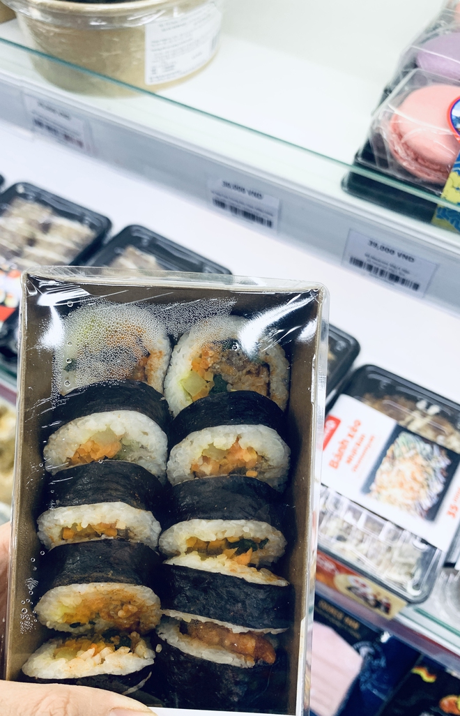 Sushi, cơm cuộn vừa ngon vừa tiện nhưng ăn vào mùa hè càng cần chú ý 3 điều quan trọng để tránh ngộ độc - Ảnh 8.