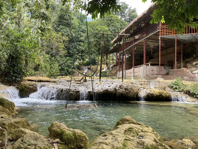 Nằm trong khu bảo tồn thiên nhiên Pù Luông, 1 địa điểm là nàng thơ giữa đại ngàn” vừa dữ dội vừa dịu êm, chỉ cách Hà Nội 3 tiếng lái xe - Ảnh 7.