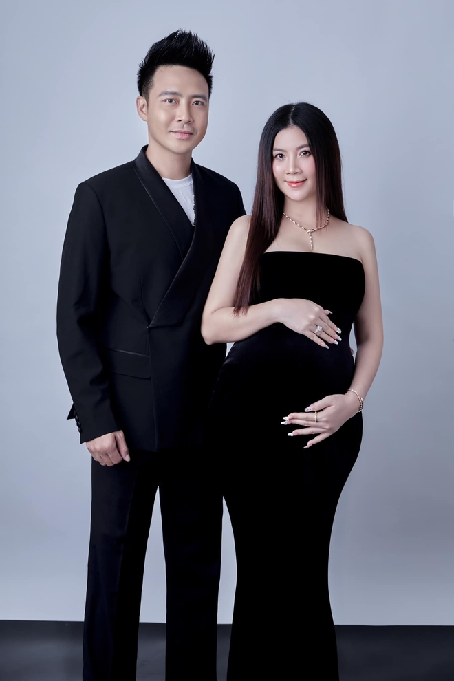 Diễn viên Kha Ly xác nhận đang mang thai 7 tháng sau 8 năm kết hôn - Ảnh 2.