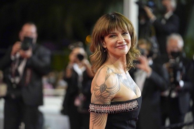 asia-argento-on-avait-peur-de-moi-donc-on-ne-voyait-pas-a-quel-point-j-etais-blessee-1716041783210654605407.jpg