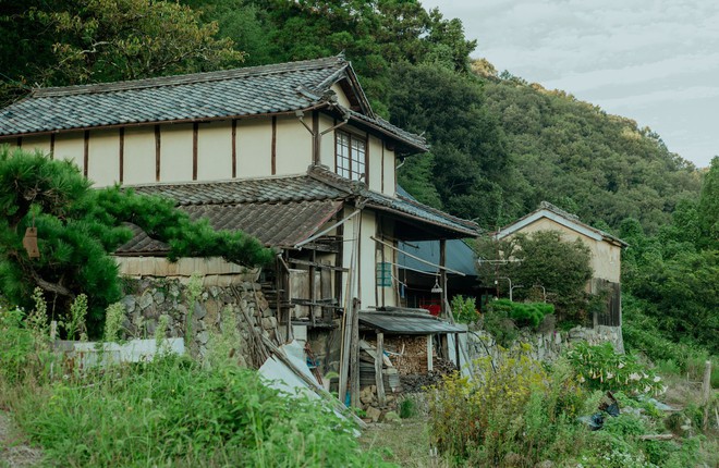 Hơn 9 triệu ngôi nhà hoang ở Nhật: Vì sao nhiều người dân nước này lại bỏ rơi bất động sản của mình? - Ảnh 1.
