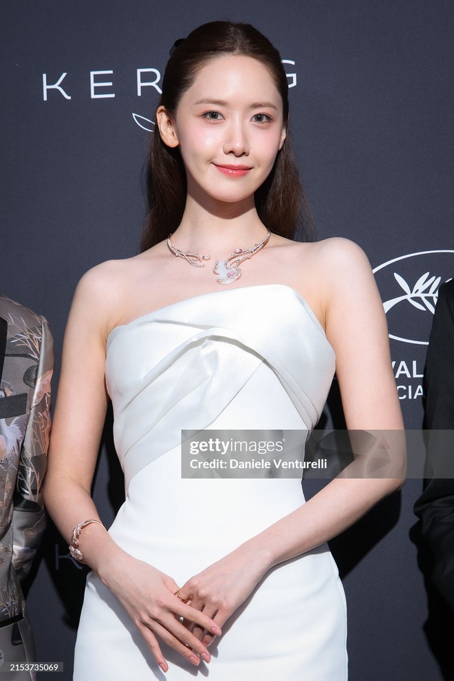 Han So Hee - Yoona (SNSD) bật mode “hủy diệt” ống kính hung thần tại Cannes, nhưng khung hình chung căng đét mới đáng bàn - Ảnh 14.