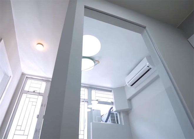 Căn hộ 27m2 được cải tạo thành 2 phòng ngủ nhưng vẫn đón được ánh sáng tự nhiên và đủ tầm nhìn - Ảnh 6.