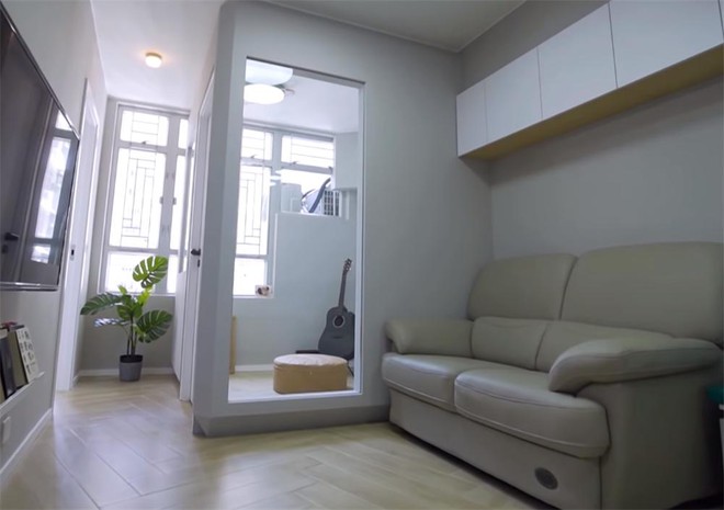 Căn hộ 27m2 được cải tạo thành 2 phòng ngủ nhưng vẫn đón được ánh sáng tự nhiên và đủ tầm nhìn - Ảnh 12.