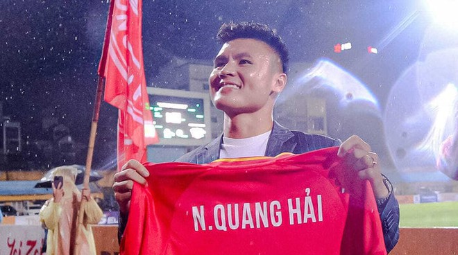 Quang Hải chưa chốt hợp đồng với đội bóng Nhật Bản - Ảnh 1.