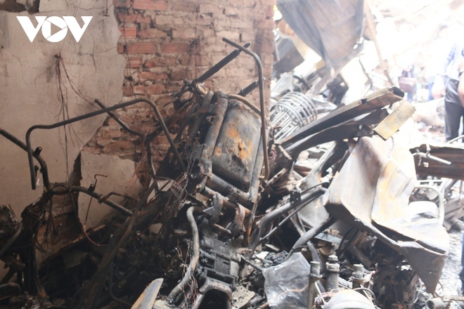 Hình ảnh tang thương bên trong ngôi nhà trọ bị cháy ở Trung Kính, Hà Nội - Ảnh 12.