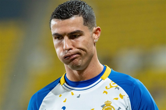 Vì sao Ronaldo có ghi cả trăm bàn ở Al Nassr cũng không có cửa giành Quả bóng vàng 2024? - Ảnh 3.