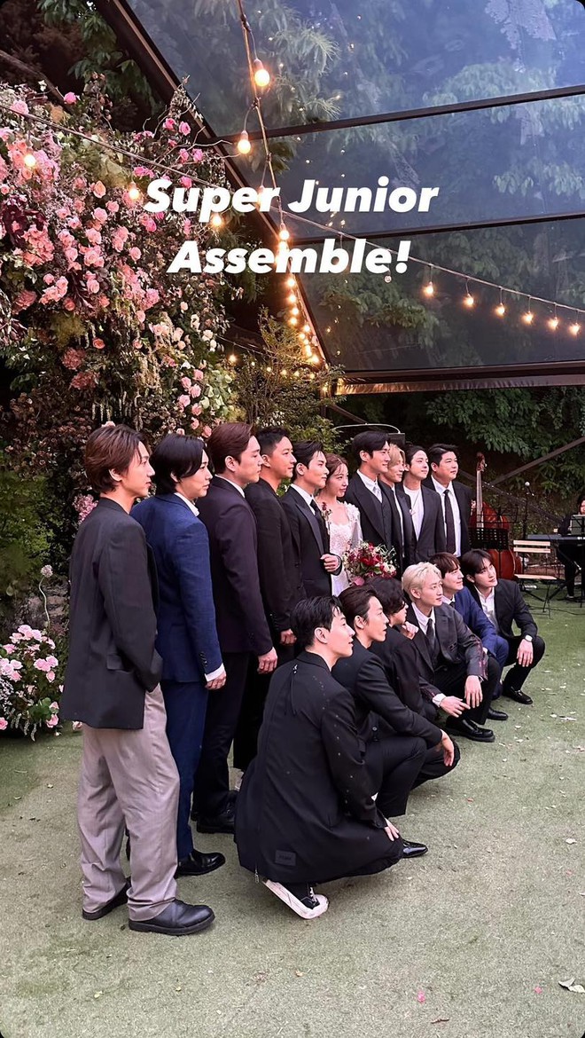 Hôn lễ Ryeowook: Cô dâu nhận “mưa lời khen”, khoảnh khắc đủ 13 thành viên Super Junior khiến fan bật khóc - Ảnh 14.