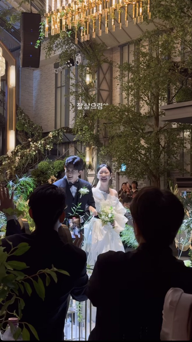 Đám cưới em trai Dara (2NE1) và nữ idol gây sốt: Cô dâu chú rể nổi bần bật, dàn sao hạng A tề tựu! - Ảnh 8.