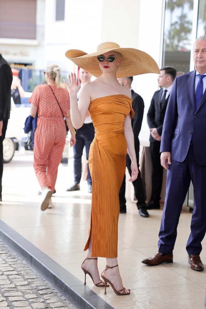 Những xu hướng thời trang được xướng tên trên thảm đỏ Cannes 2024 - Ảnh 7.