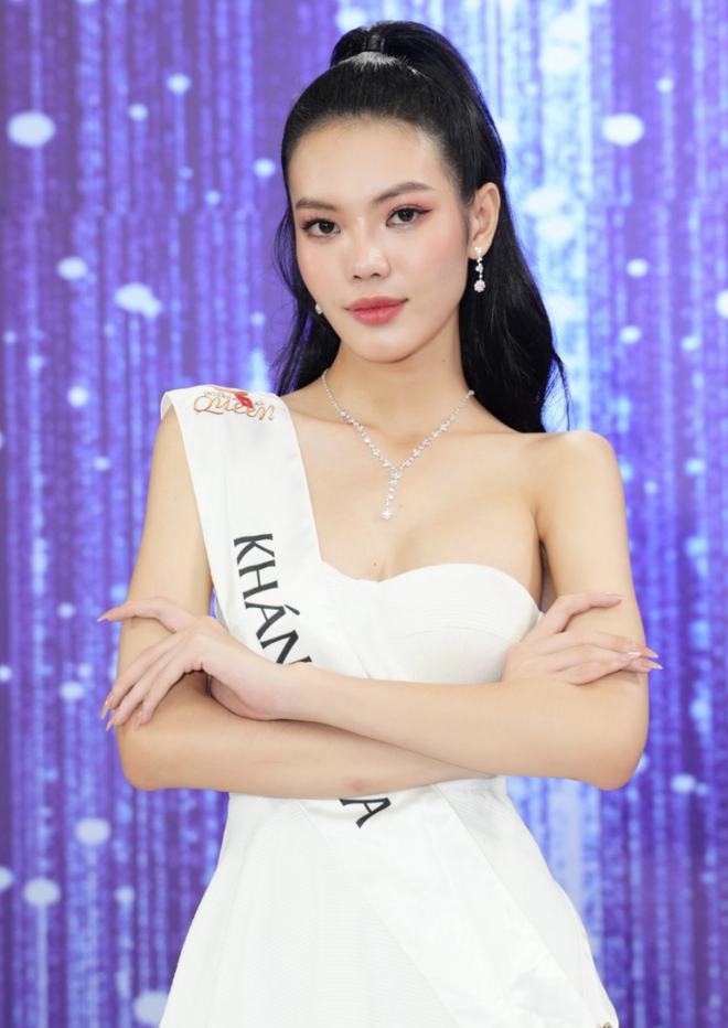 Tường San đại diện Việt Nam thi Hoa hậu Chuyển giới Quốc tế: Vướng tin được dọn đường sẵn, đối thủ gấp rút lên tiếng chuyện tranh giành vị trí - Ảnh 7.