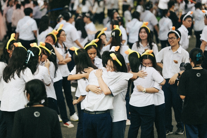 Hôm nay, ngày cuối cùng của tháng 5: Là kết thúc đời học sinh và là khởi đầu một hành trình hoàn toàn mới của 2k6! - Ảnh 1.