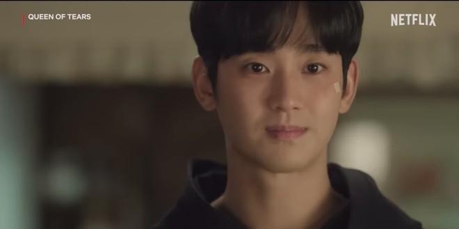 Queen of Tears tập đặc biệt: Cả Kim Soo Hyun lẫn Kim Ji Won đều mê mệt cảnh tỏ tình, netizen phát cuồng đòi yêu thật  - Ảnh 2.