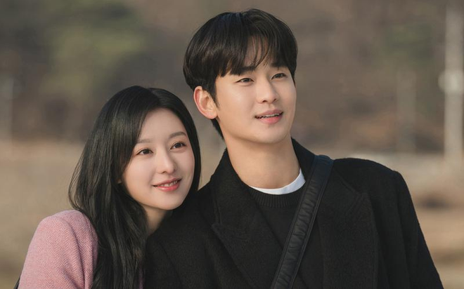 Queen of Tears tập đặc biệt: Cả Kim Soo Hyun lẫn Kim Ji Won đều mê mệt cảnh tỏ tình, netizen phát cuồng đòi yêu thật - Ảnh 6.