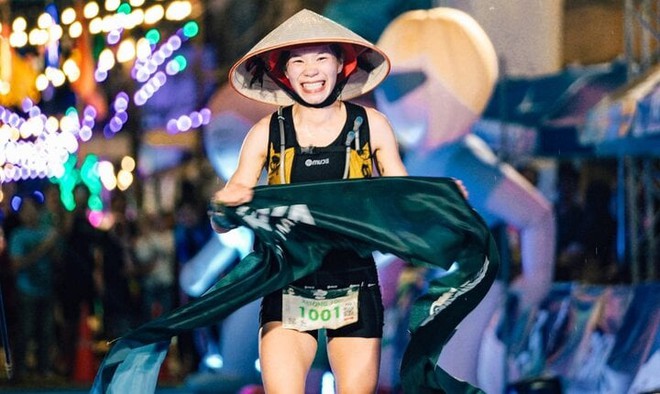 2 nữ VĐV Việt Nam đứng nhất, nhì giải chạy địa hình 100km ở Thái Lan - Ảnh 1.