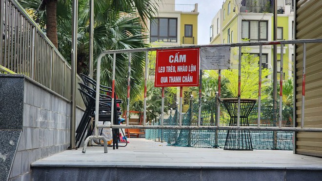 H&agrave; Nội: Khởi tố vụ b&eacute; trai tử vong tại bể bơi ở chung cư - Ảnh 1.