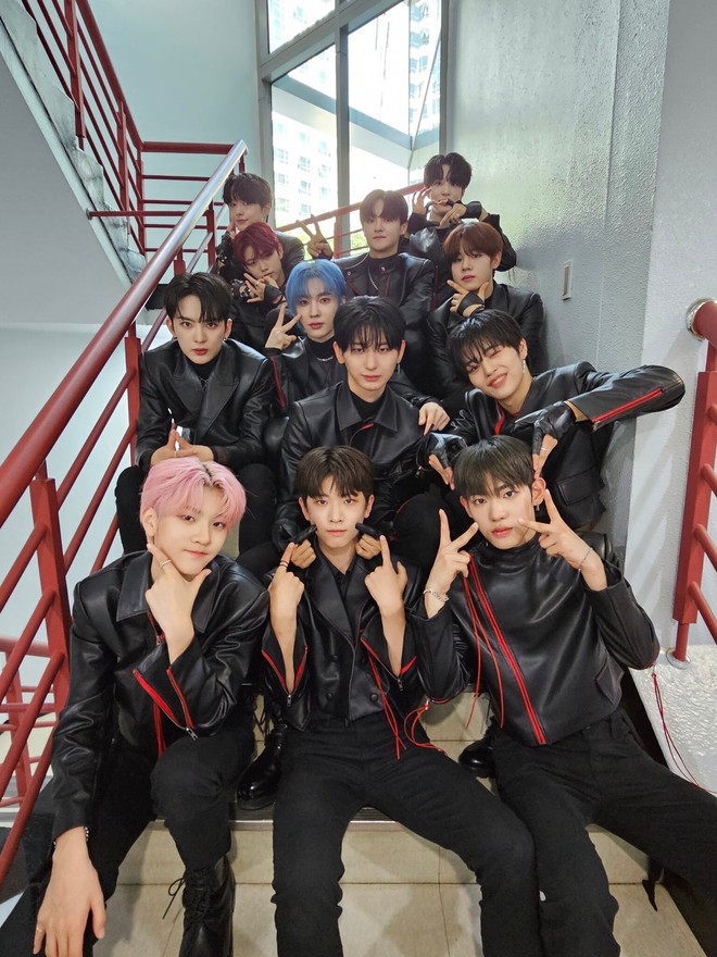 Nhóm nam tân binh "bê bối" nhất Kpop: R…
