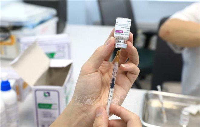 Việt Nam không còn vaccine ngừa COVID-19 của AstraZeneca - Ảnh 1.