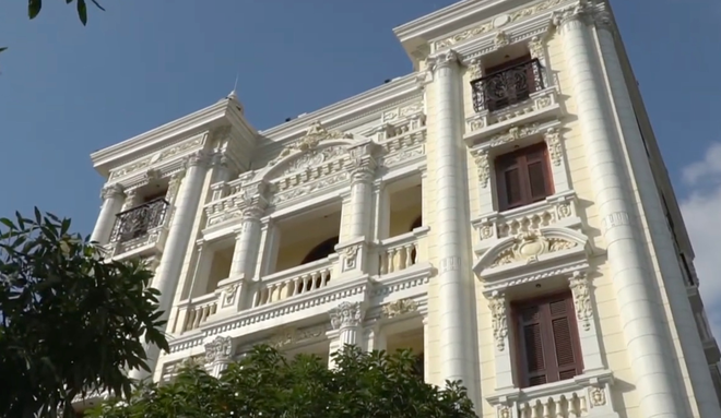 Ở một huyện ngoại th&agrave;nh H&agrave; Nội, bước ch&acirc;n ra đường l&agrave; thấy l&acirc;u đ&agrave;i, biệt phủ - Ảnh 15.