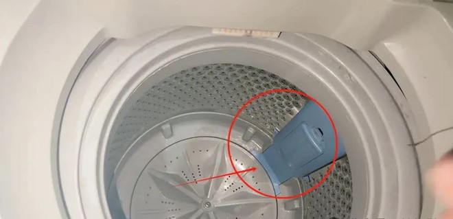 Đừng bao giờ sử dụng máy giặt như thế này, càng giặt quần áo càng bẩn và bạn có thể mắc các bệnh về da - Ảnh 6.