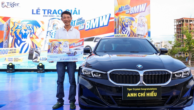 Bình Định: Suýt lỡ mất xe BMW tiền tỷ vì không tin “thần may mắn” gõ cửa - Ảnh 1.