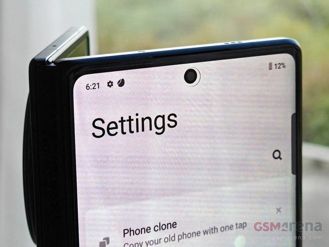 Chiếc điện thoại màn hình gập cả gan thách thức Galaxy Z Fold5 của Samsung - Ảnh 6.