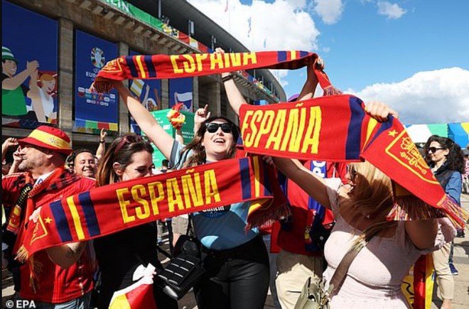 Trực tiếp Tây Ban Nha - Croatia: Sao trẻ Barca phá kỷ lục Euro - Ảnh 1.