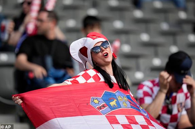 Trực tiếp Tây Ban Nha - Croatia: Sao trẻ Barca phá kỷ lục Euro - Ảnh 3.