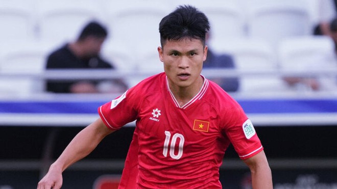 Tuyển thủ Việt Nam nhận lót tay chuyển nhượng gần 1 triệu USD - Ảnh 1.