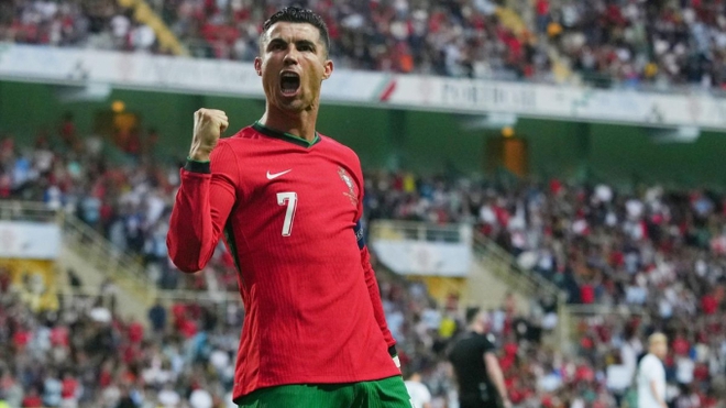 Đàn em phải “gánh còng lưng” Ronaldo tại Euro 2024 - Ảnh 3.