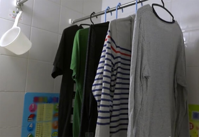 6 thói quen khi giặt sấy khiến quần áo càng giặt càng bốc mùi, vi khuẩn sinh sôi nhanh chóng - Ảnh 3.