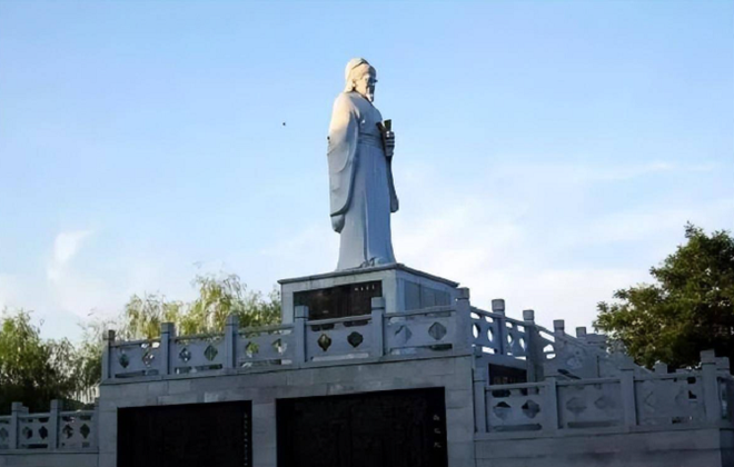 Bí ẩn đại thụ nghìn năm tuổi ôm tượng Phật ở Trung Quốc - Ảnh 3.