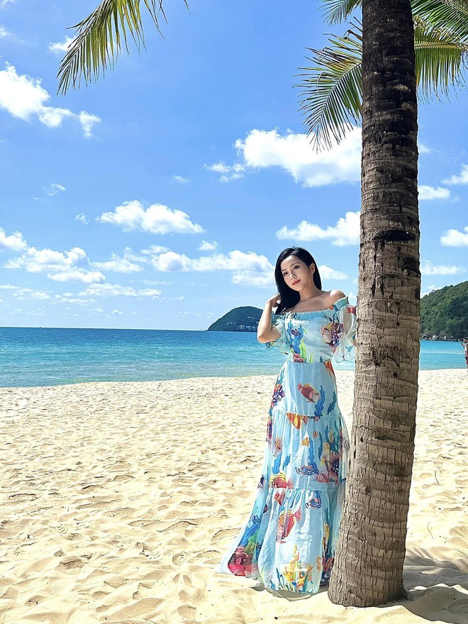 Bãi Kem Phú Quốc hút khách mùa hè với vẻ đẹp tựa thiên đường - Ảnh 4.