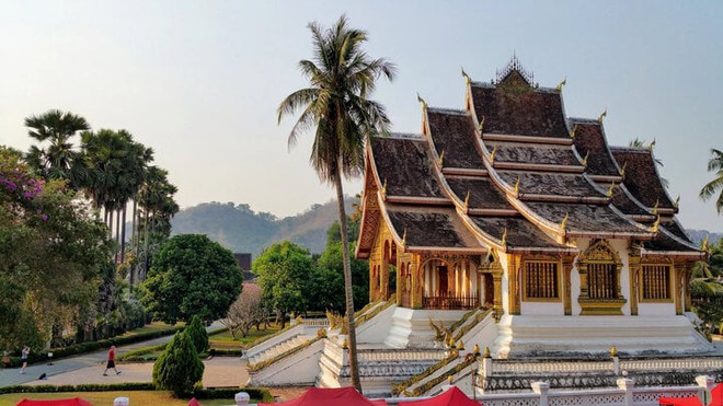 Vì sao gọi Luang Prabang của Lào là thị trấn ‘ngừng trôi’? - Ảnh 2.