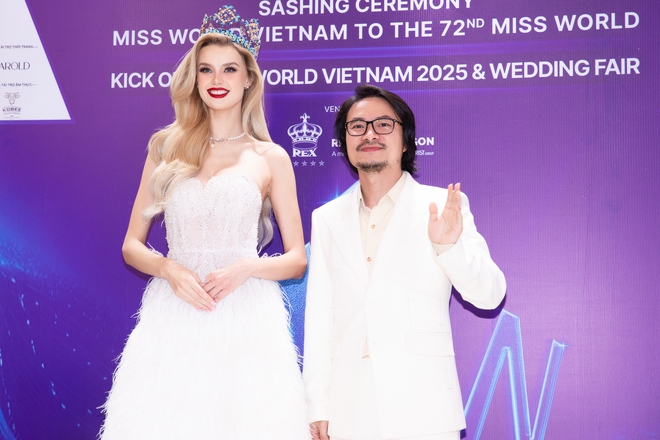 Mai Phương không trao sash cho Ý Nhi, đương kim Miss World gây sốc visual - Ảnh 4.