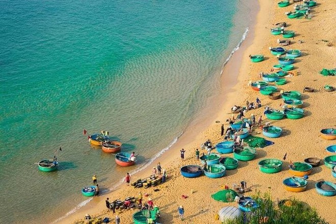12 bãi biển đẹp nổi tiếng ở Quy Nhơn - Ảnh 10.
