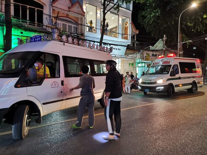 Hiện trường kinh hoàng vụ nữ tài xế tông loạt xe máy ở Vũng Tàu khiến 2 người tử vong tại chỗ - Ảnh 7.
