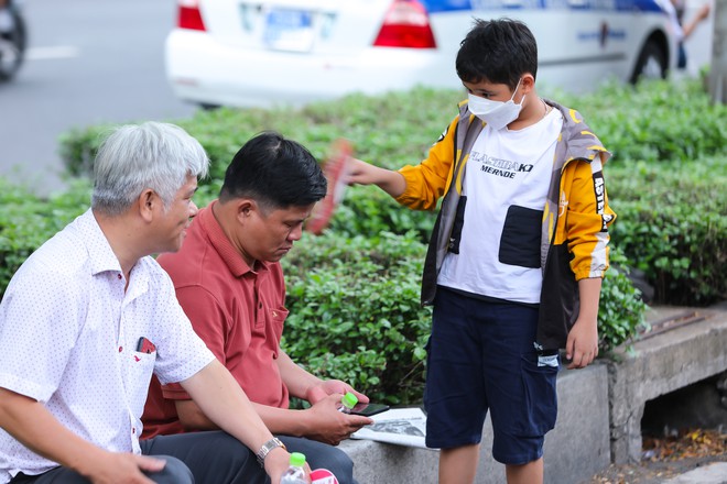 Thi tốt nghiệp THPT 2024: Th&iacute; sinh bắt đầu thời gian l&agrave;m b&agrave;i m&ocirc;n Văn, t&aacute;c phẩm n&agrave;o sẽ được gọi t&ecirc;n? - Ảnh 3.