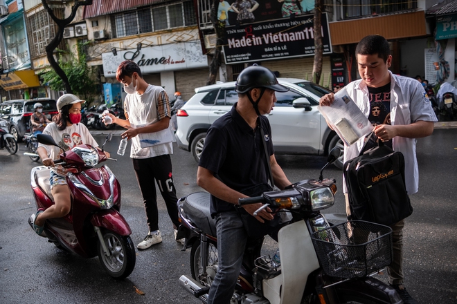 Thi tốt nghiệp THPT 2024: Th&iacute; sinh bắt đầu thời gian l&agrave;m b&agrave;i m&ocirc;n Văn, t&aacute;c phẩm n&agrave;o sẽ được gọi t&ecirc;n? - Ảnh 9.