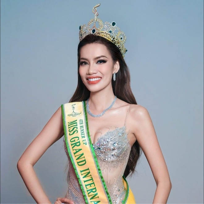 Hoa hậu Lê Hoàng Phương khoá trang cá nhân sau ồn ào kiện tụng - Ảnh 5.