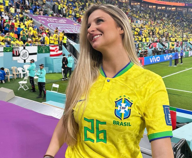 Bạn gái Gabriel Martinelli gây sốt tại Copa America 2024 nhờ vẻ đẹp tựa tiên nữ - Ảnh 14.