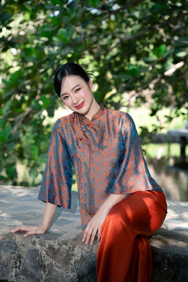 Mẹ Angela Phương Trinh bất lực lên tiếng: Con đã u mê phát ngôn những điều không đúng, tôi làm mẹ khuyên bảo không được - Ảnh 7.