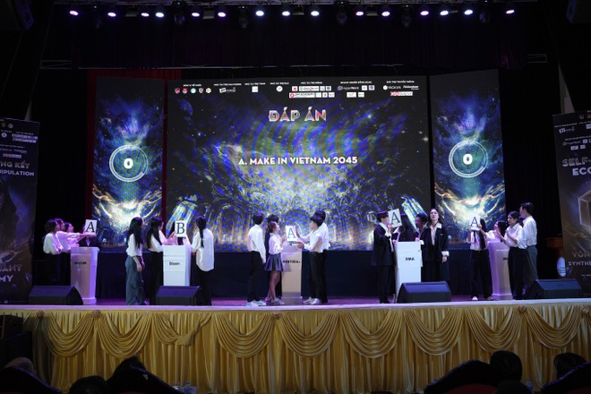 Chung kết Meeting with PM 2024: Khi c&aacute;c bạn trẻ h&oacute;a th&acirc;n th&agrave;nh nh&agrave; kinh tế - Ảnh 2.