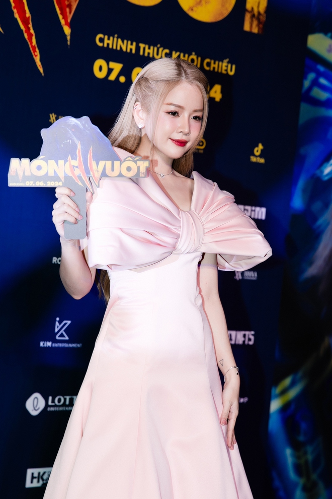 DJ Mie xinh như công chúa, ủng hộ tình cũ Hồng Thanh ra mắt phim Móng Vuốt - Ảnh 9.