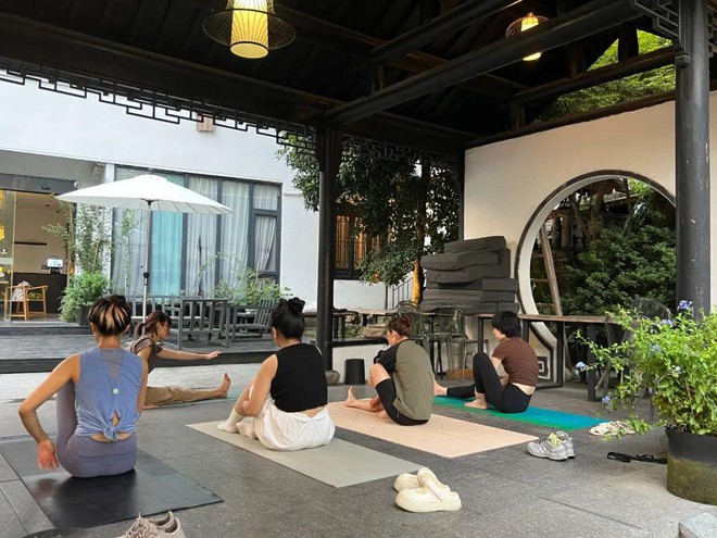 C&ocirc; g&aacute;i 29 tuổi trải qua 100 ng&agrave;y cuối tuần ở th&agrave;nh phố lớn m&agrave; kh&ocirc;ng ti&ecirc;u tiền - Ảnh 8.