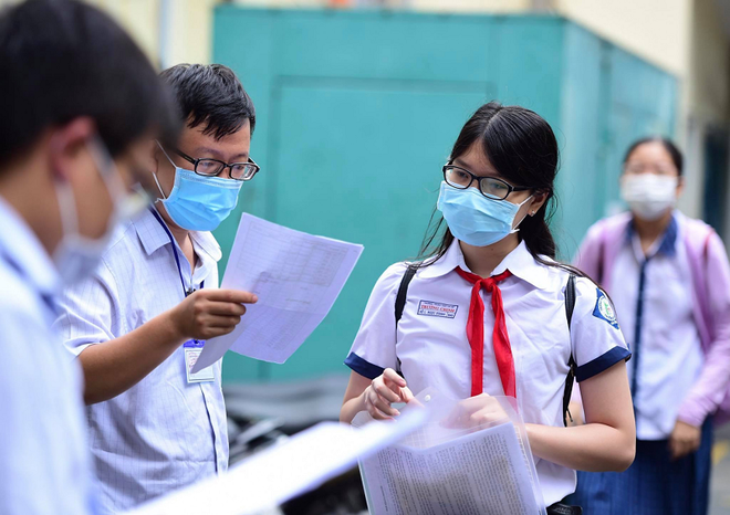 Thi v&agrave;o lớp 10 THPT TP.Hồ Ch&iacute; Minh: Chủ đề Nhịp tr&aacute;i tim kh&ocirc;ng chỉ d&agrave;nh cho ri&ecirc;ng m&igrave;nh kh&oacute; hay dễ? - Ảnh 1.
