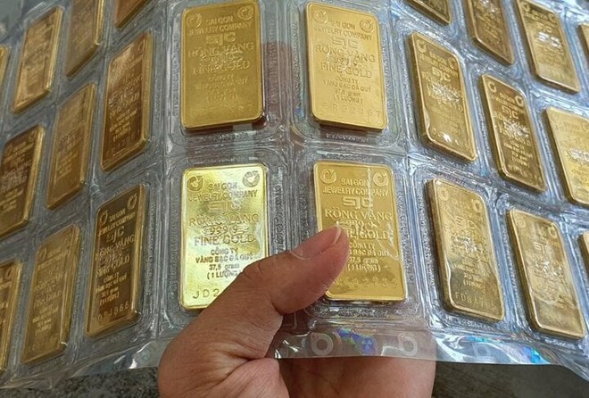 SJC bán bao nhiêu vàng trong năm 2023? - Ảnh 1. SJC bán bao nhiêu vàng trong năm 2023? - Ảnh 1.