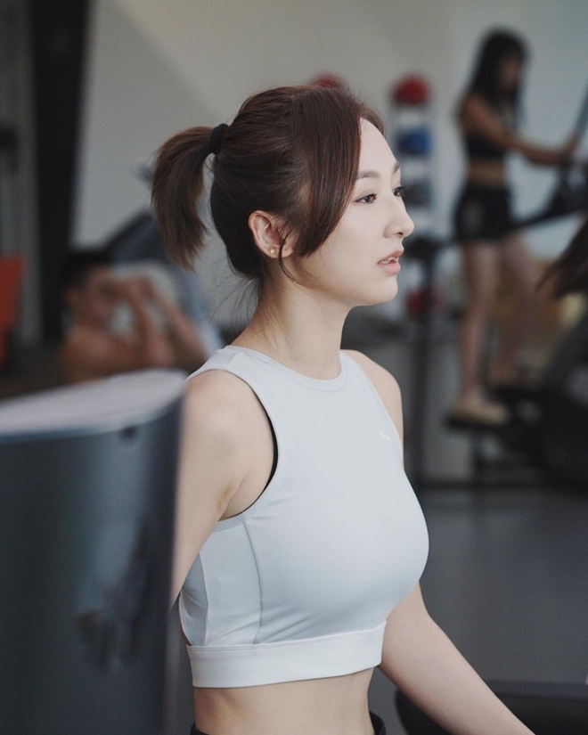 Sao nữ vừa gây bão với tuyên bố “không cần đàn ông” khi bị giục cưới: Sở hữu body cực nóng bỏng ở tuổi 37 - Ảnh 7.
