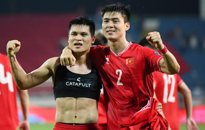 Báo Hàn Quốc khen ngợi: Phép màu của HLV Kim Sang-sik xuất hiện ở ngay trận ra mắt tuyển Việt Nam - Ảnh 2.